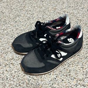 New Balance 420 Sneakers